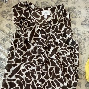 Loft sleeveless button up blouse